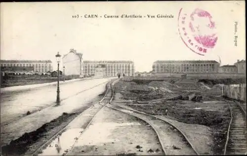 Ak Caen Calvados, Caserne d'Artillerie, Vue Generale, Gleise