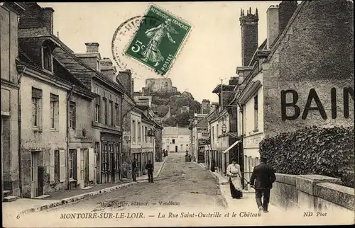 Ak Montoire Loir et Cher, Rue Saint Oustrille, Chateau