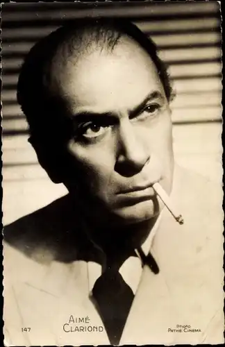 Ak Schauspieler Aime Clariond, Zigarette