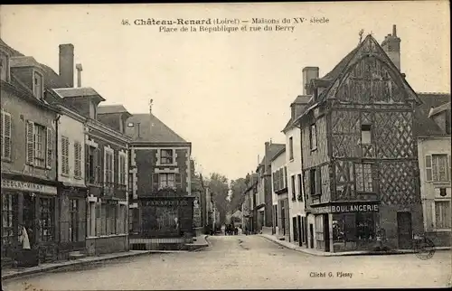 Ak Chateaurenard Loiret, Place de la Republique