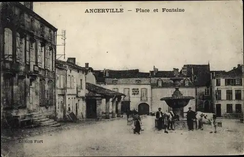 Ak Ancerville Meuse, Place et Fontaine