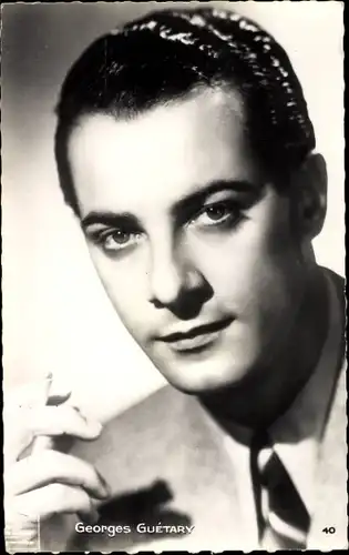 Ak Schauspieler Georges Guétary, Zigarette
