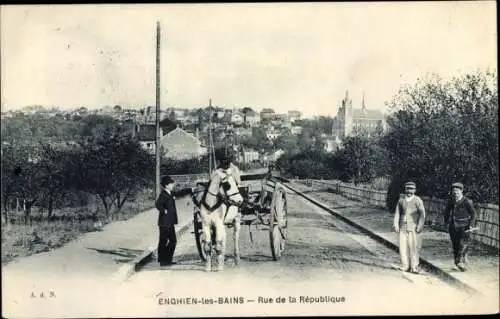 Ak Enghien les Bains Val d'Oise, Rue de la Republique, Kutsche