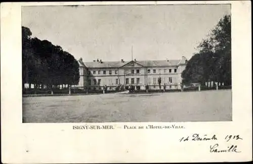 Ak Isigny sur Mer Calvados, Place de L'Hotel de Ville