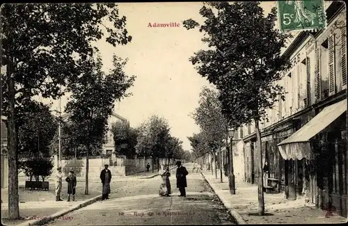 Ak Adamville Val de Marne, Rue de la Republique