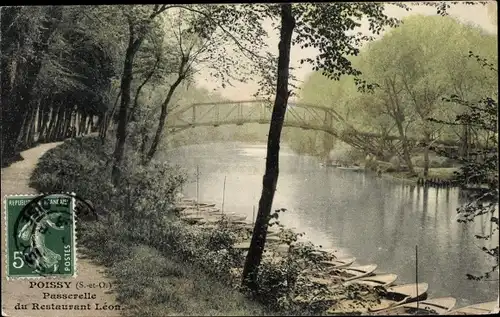 Ak Poissy Yvelines, Passerelle du Restaurant Leon