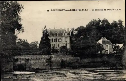 Ak Rochefort sur Loire Maine et Loire, Le Chateau de Dieuzie