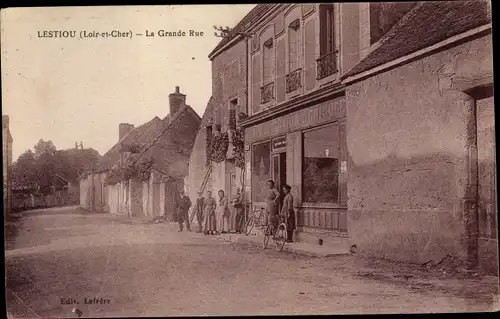 Ak Lestiou Loir et Cher, La Grande Rue, Geschäft