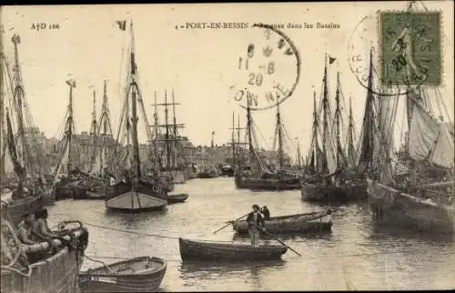 Ak Port en Bessin Calvados, Barques dans les Bassins