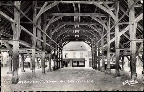 Ak Arpajon Essonne, Interieur des Halles