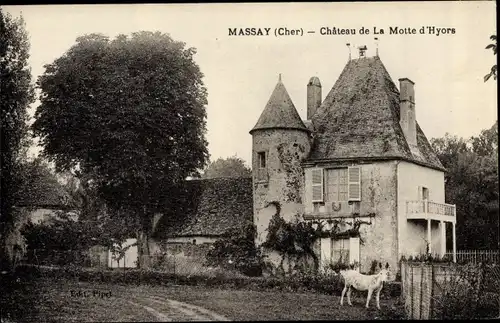 Ak Massay Cher, Chateau de la Motte d'Hyors