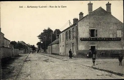 Ak Artenay Loiret, Rue de la Gare, Hotel de la Gare