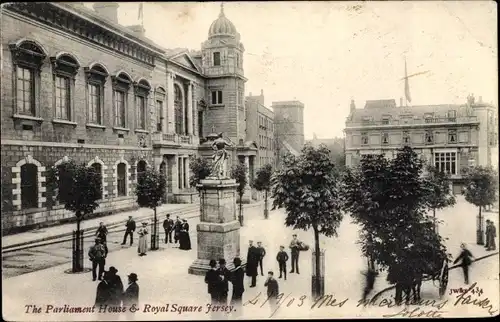 Ak Kanalinsel Jersey, Parliament House and Royal Square, statue