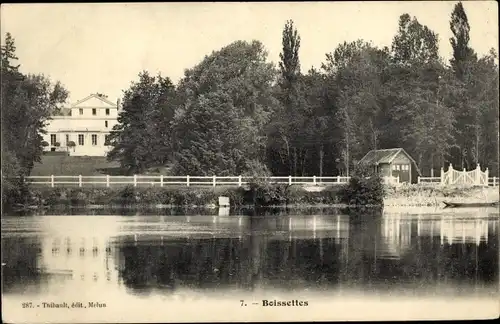 Ak Boissettes Seine et Marne, Le Chateau, lac, foret