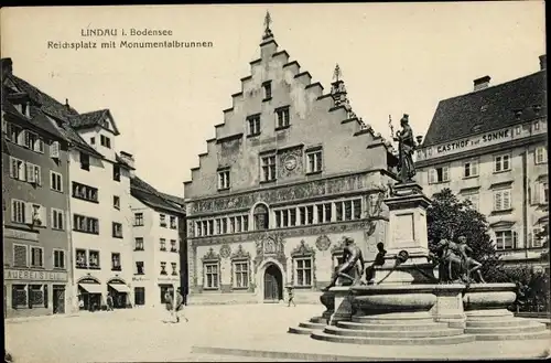 Ak Lindau am Bodensee Schwaben, Reichsplatz mit Monumentalbrunnen, Gasthof zur Sonne