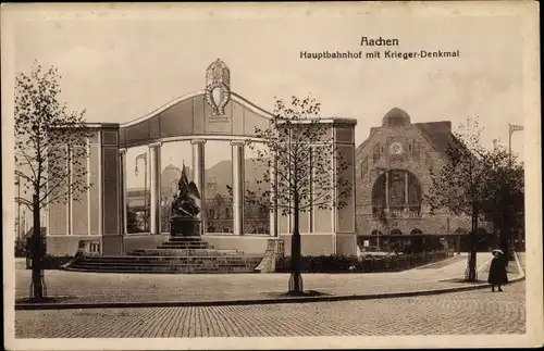 Ak Aachen in Nordrhein Westfalen, Hauptbahnhof mit Kriegerdenkmal
