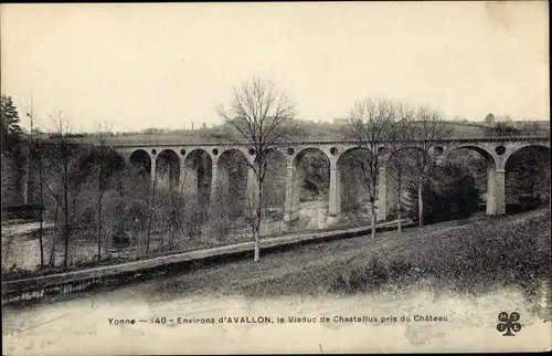 Ak Avallon Yonne, Le Viaduc de Chastellux pris du Chateau