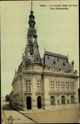 Ak Sens Yonne, Le nouvel Hotel de Ville, Vue d'ensemble