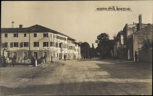 Ak Benešov nad Černou Deutsch Beneschau Südböhmen, KuK Reserve Spital