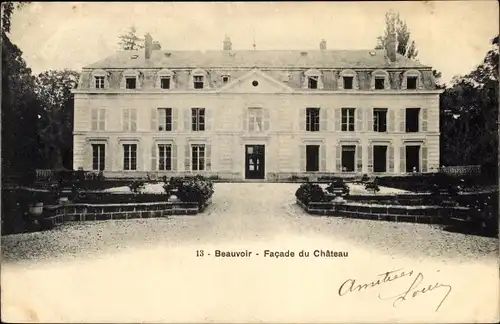 Ak Beauvoir Seine et Marne, Château, vue de face