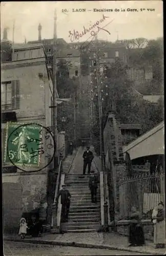Ak Laon Aisne, Escaliers de la Gare, 1 vue