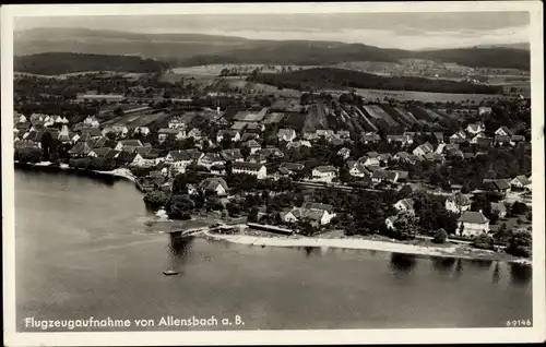 Ak Allensbach am Bodensee, Fliegeraufnahme vom Ort