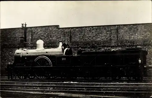 Ak Britische Eisenbahn, 211, ex West Midland, 4675