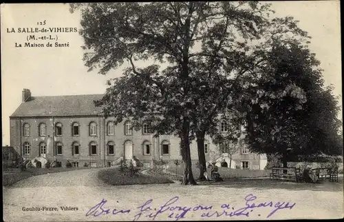 Ak La Salle de Vihiers Maine et Loire, La Maison de Sante