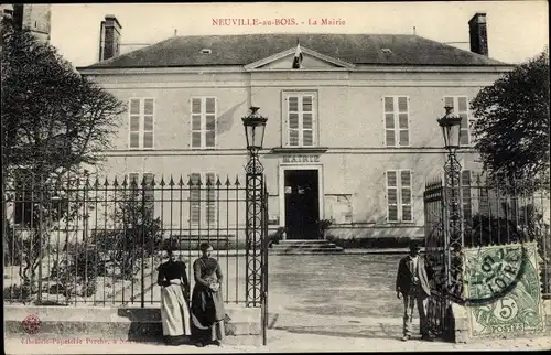 Ak Neuville aux Bois Loiret, La Mairie