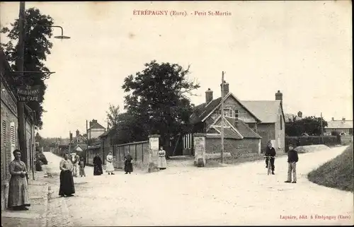 Ak Étrépagny Eure, Petit St Martin, riverains, cycliste