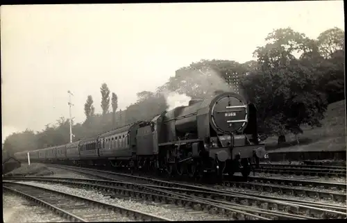 Foto Ak Britische Eisenbahn, 6164, Royal Scotblass