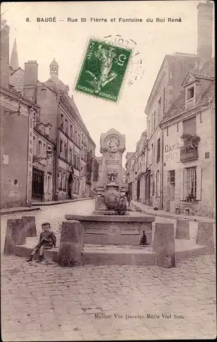 Ak Baugé Maine et Loire, Rue St. Pierre et Fontaine du Roi Rene