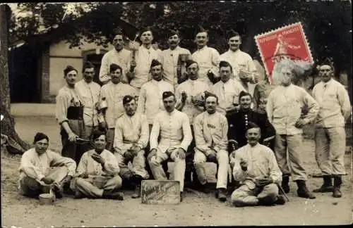 Foto Ak Maisons Laffitte Yvelines, Französische Soldaten in Uniform, Camp 1912, 2e Escadron