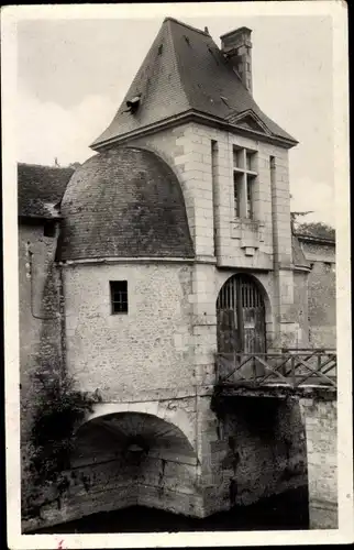 Ak Selles sur Cher Loir et Cher, Chateau, Pont levis XVI siecle