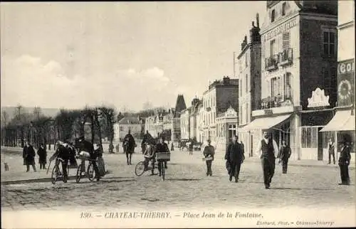 Ak Château Thierry Aisne, Place Jean de la Fontaine