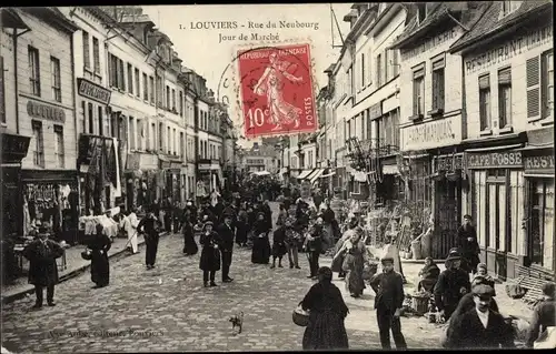 Ak Louviers Eure, Rue du Neubourg, Jour de Marché, foule de visiteurs