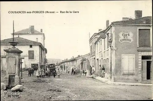 Ak Cousances les Forges Meuse, Rue de la Gare, Cafe du Commerce