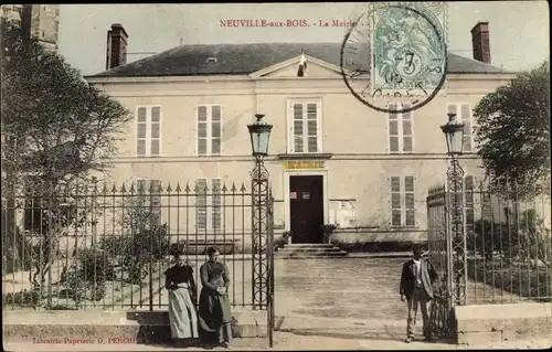 Ak Neuville aux Bois Loiret, La Mairie