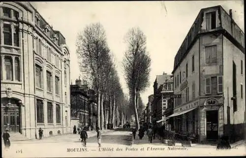 Ak Moulins Allier, L'Hotel des Postes et l'Avenue Nationale