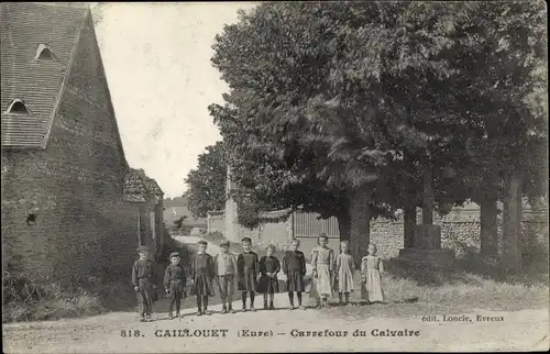 Ak Caillouet Orgeville Eure, Carrefour du Calvaire, groupe des enfants