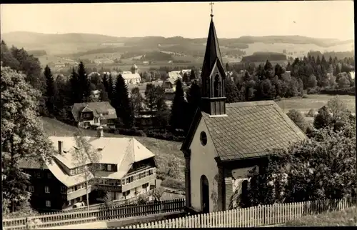 Foto Ak Hinterzarten im Südschwarzwald, Blick auf die Kirche