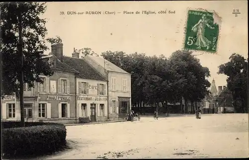 Ak Dun sur Auron Cher, Place de l'Eglise