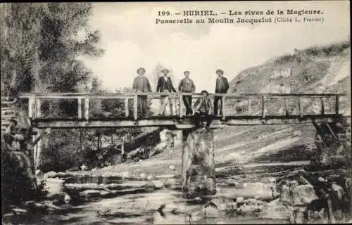 Ak Huriel Allier, Les rives de la Magieure, Passerelle au Moulin Jacquelot