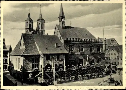 Ak Göttingen in Niedersachsen, Blick auf das Rathaus