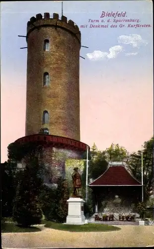 Ak Bielefeld in Nordrhein Westfalen, Turm an der Sparrenburg, Denkmal des Großen Kurfürsten