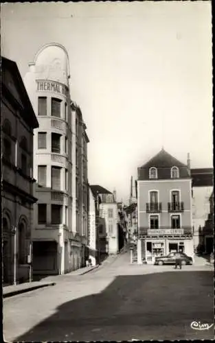 Ak Néris les Bains Allier, Station Thermale, Thermal Hotel et la rue Capitaine Migat