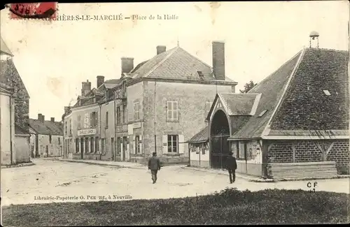 Ak Aschères le Marché Loiret, Place de la Halle