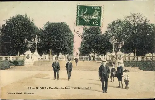 Ak Niort Deux Sèvres, Escalier du Jardin de la Breche