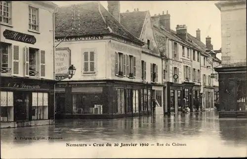 Ak Nemours Seine et Marne, inondation du 20 Janvier 1910, Rue du Château