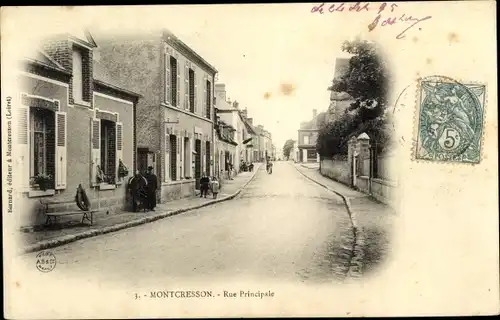 Ak Montcresson Loiret, Rue Principale
